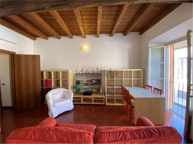 Appartamento in affitto a Borgovico, Como