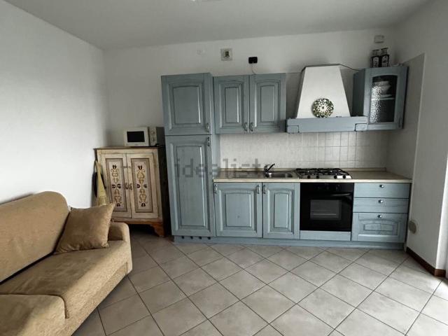 Appartamento in affitto a Municipio 9, Milano