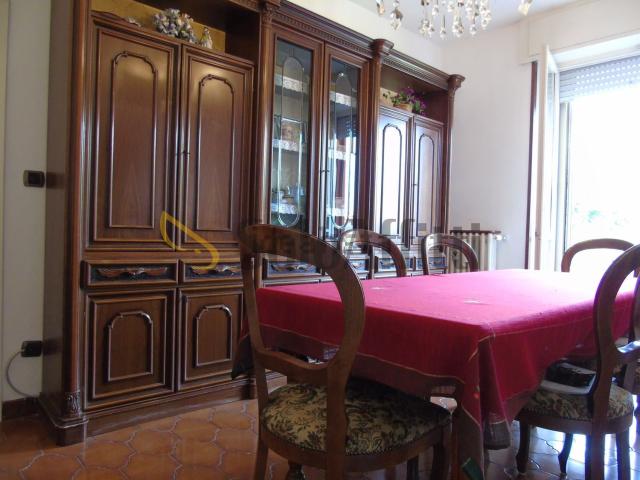 Appartamento in affitto a Municipio 4, Milano