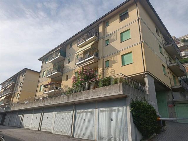 Appartamento in affitto a San Fermo Della Battaglia, Lombardia