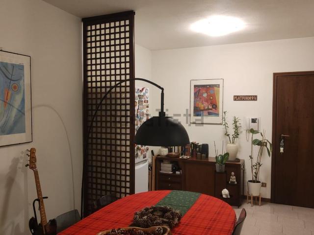 Appartamento in affitto a San Prospero città, Re