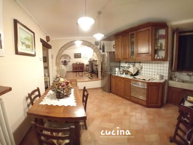 Appartamento in affitto a Passignano Sul Trasimeno, Umbria