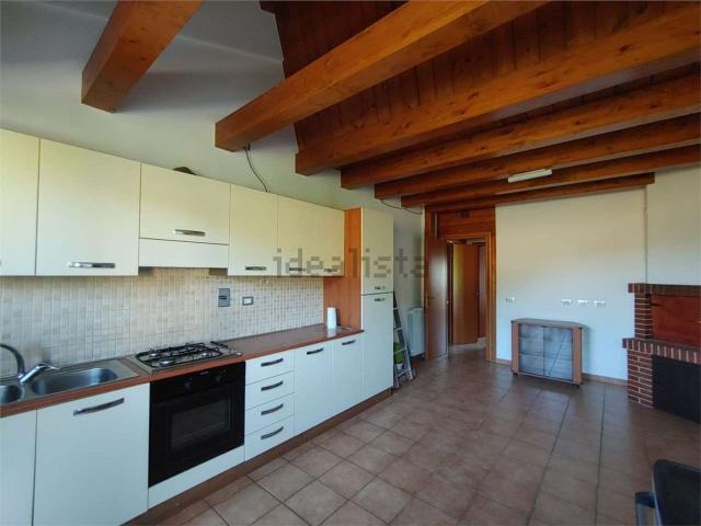 Appartamento in affitto a Izzalini, Umbria