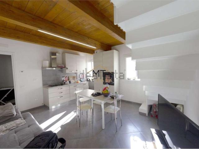 Appartamento in affitto a Centro Storico, Marche