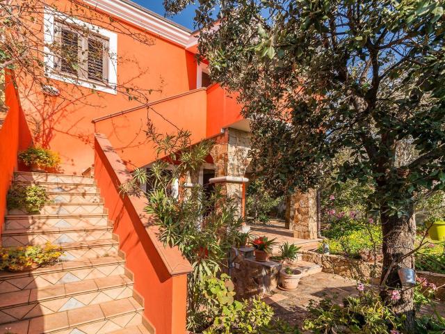 Attico in affitto a Dorgali, Sardigna/Sardegna