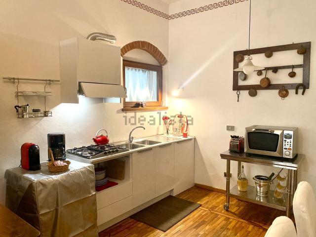 Appartamento in affitto a Palazzo Del Pero, Toscana