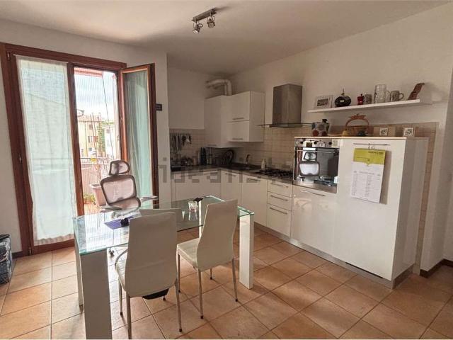 Appartamento in affitto a Villafranca Di Verona, Veneto