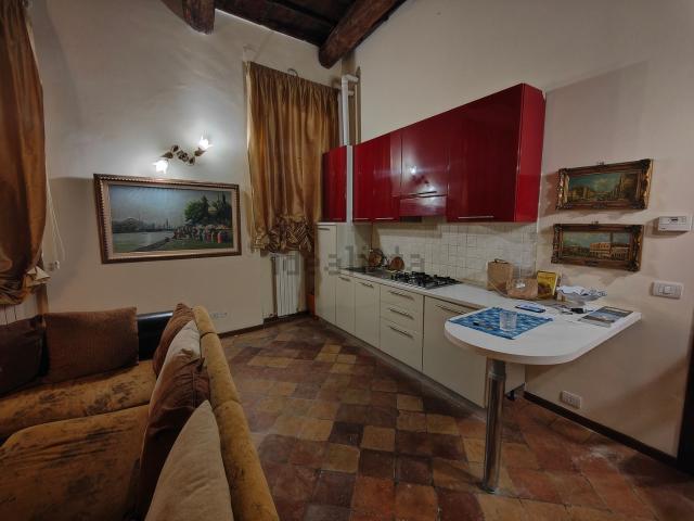 Appartamento in affitto a Santa Maria Intervineas, Marche