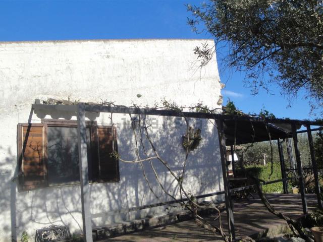 Appartamento in affitto a Caltanissetta, Borgo Canicassè Casale