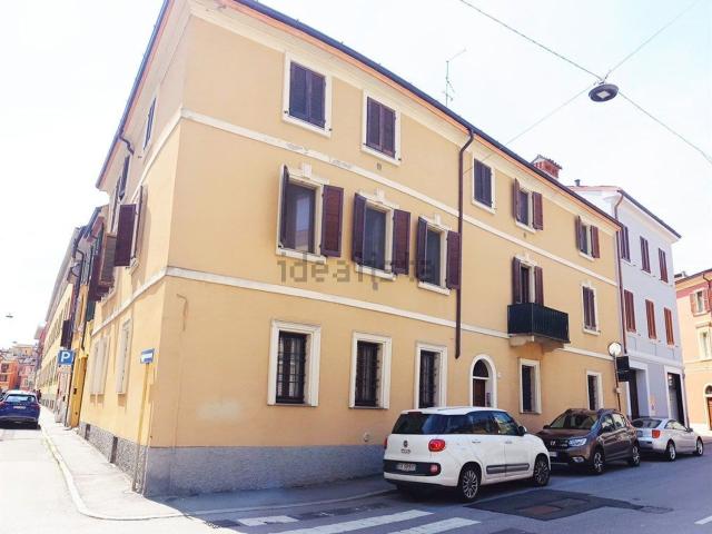 Appartamento in affitto a Centro Storico, Cremona