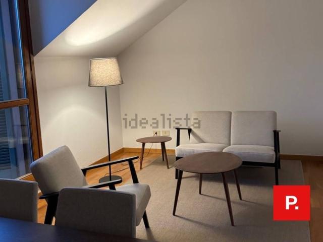 Attico in affitto a Municipio 1, Milano