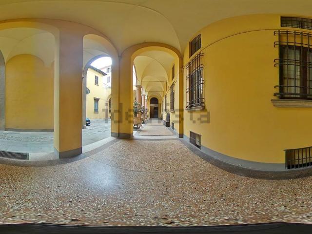 Appartamento in affitto a Santo Stefano, Bologna