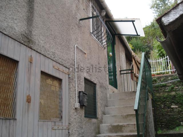 Appartamento in affitto a Serra Riccò, Liguria