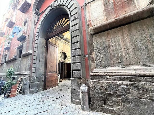 Appartamento in affitto a Municipalità 4, Campania