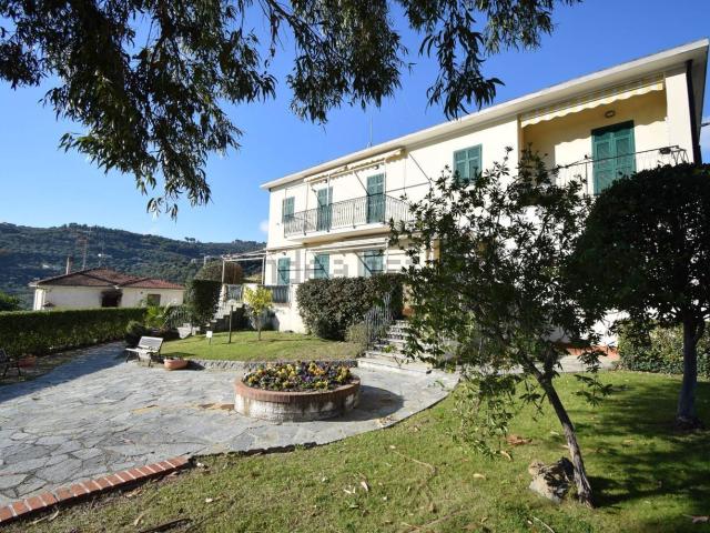 Appartamento in affitto a Diano Castello, Liguria