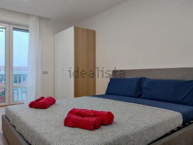 Appartamento in affitto a Municipio 9, Milano