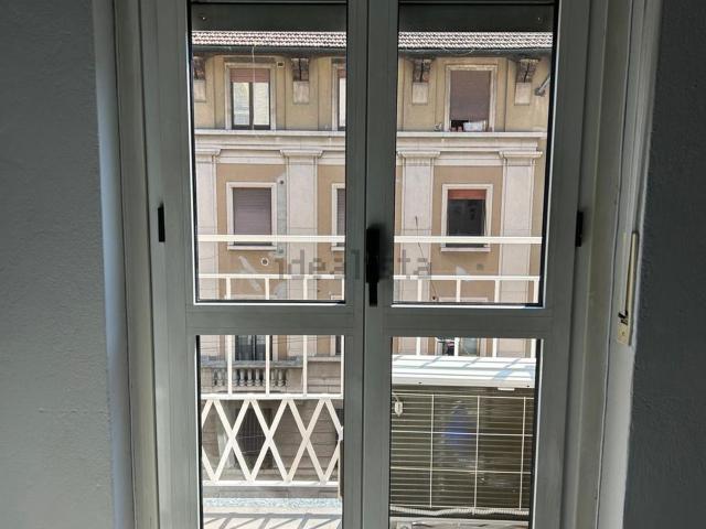 Appartamento in affitto a Municipio 6, Milano