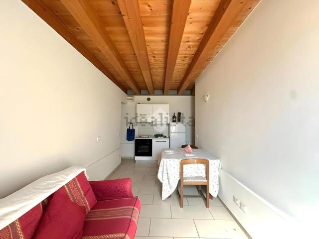 Appartamento in affitto a Alte Ceccato, Montecchio Maggiore
