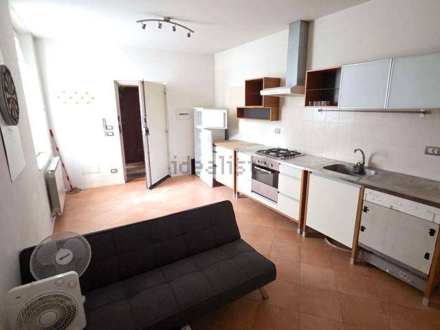 Appartamento in affitto a Santo Stefano, Bologna