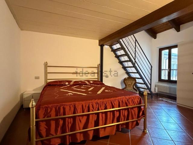 Attico in affitto a Duomo, Re