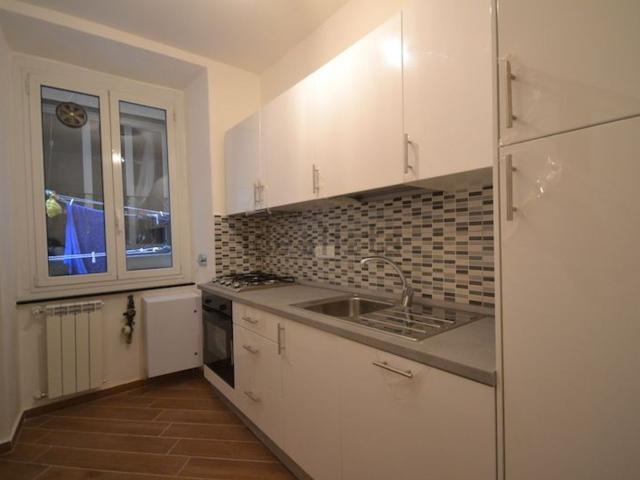 Appartamento in affitto a Centro Est, Serra Riccò