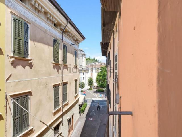Appartamento in affitto a Comunità Montana Parco Alto Garda bresciano, Salò
