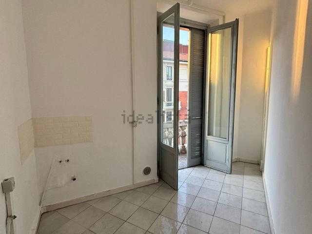 Appartamento in affitto a Municipio 6, Milano