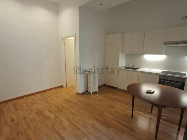 Appartamento in affitto a Municipio 8 di Milano, Milano