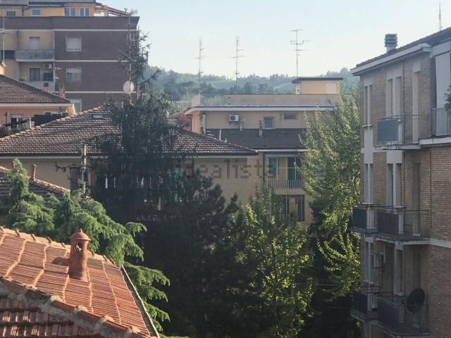 Appartamento in affitto a Santo Stefano, Bologna