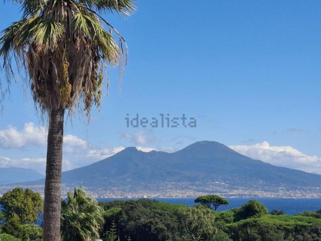 Appartamento in affitto a Municipalità 1, Campania