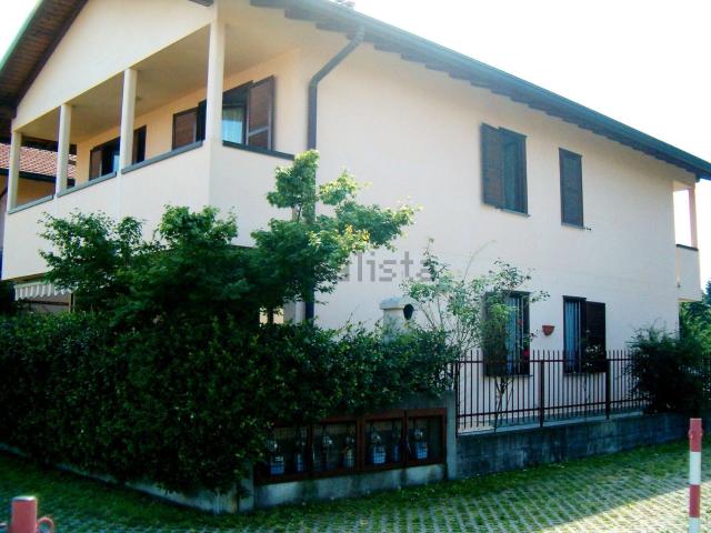 Appartamento in affitto a Lonate Pozzolo, Lombardia