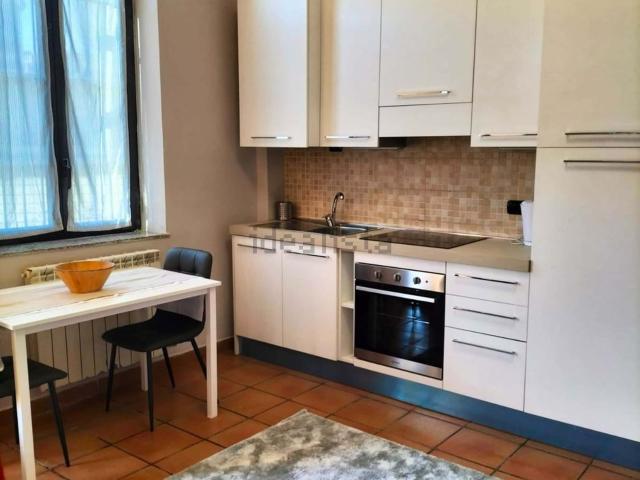 Appartamento in affitto a Municipio 9, Milano