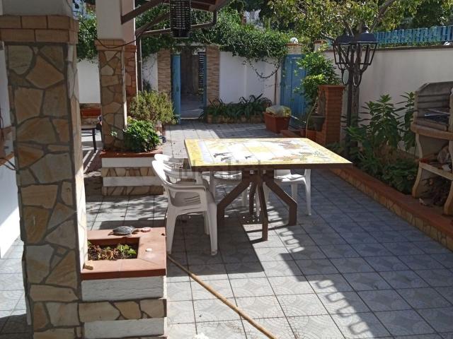 Appartamento in affitto a Bivona, Calabria