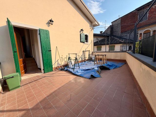 Appartamento in affitto a Caprino Veronese, Veneto