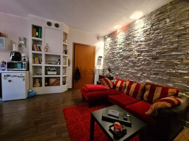 Appartamento in affitto a San Pietro città, Re