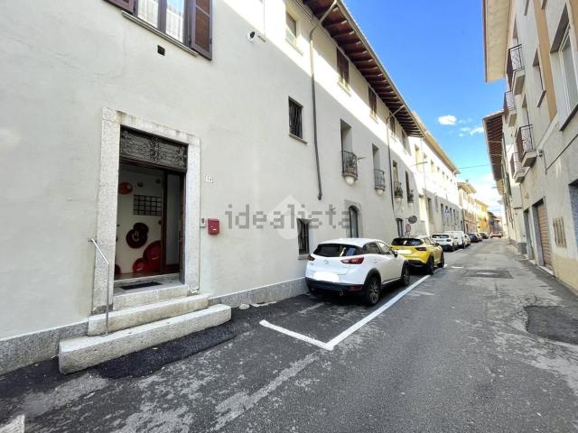 Appartamento in affitto a Borgomanero, Novara