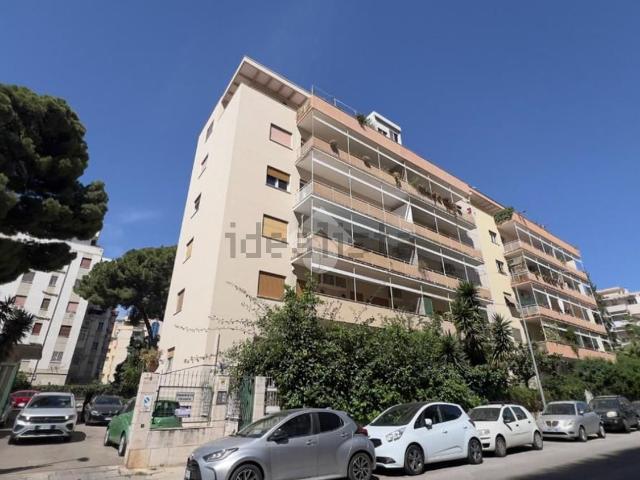 Appartamento in affitto a Quartiere Matteotti, Palermo
