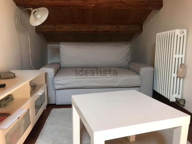 Appartamento in affitto a Centro Storico, Marche