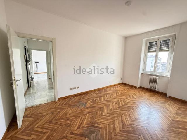 Appartamento in affitto a Municipio 1, Milano