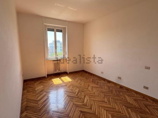 Appartamento in affitto a Municipio 1, Milano