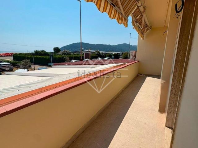 Appartamento in affitto a Tenuta di Marinella, Sarzana