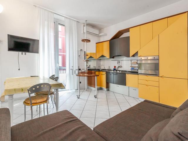 Appartamento in affitto a Municipio 9, Milano