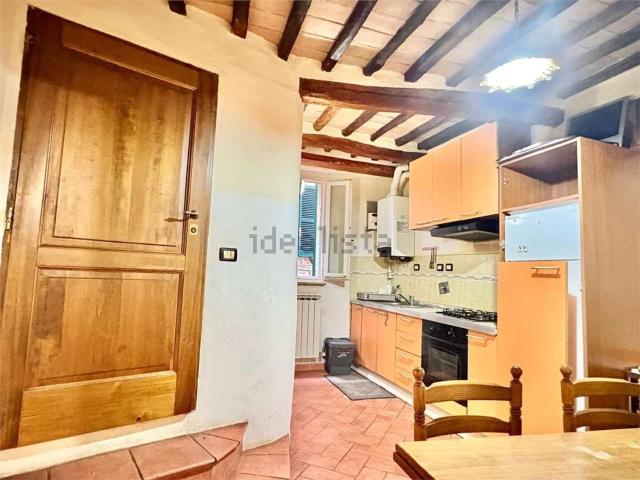 Appartamento in affitto a Sant'Erminio, Cenerente