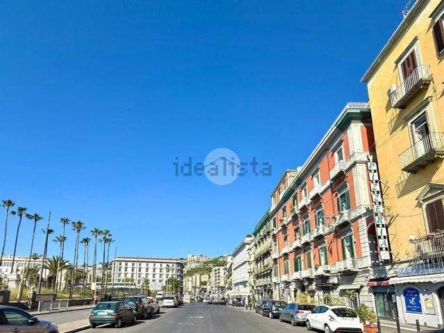 Appartamento in affitto a Municipalità 1, Campania
