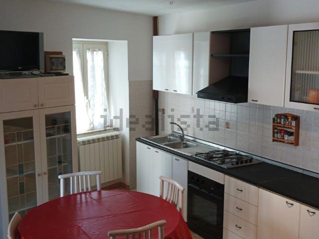 Appartamento in affitto a Isernia, Molise