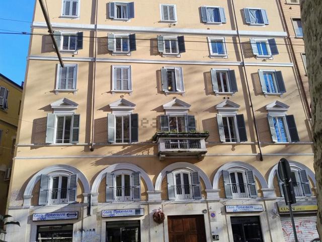 Appartamento in affitto a Municipio 1, Milano