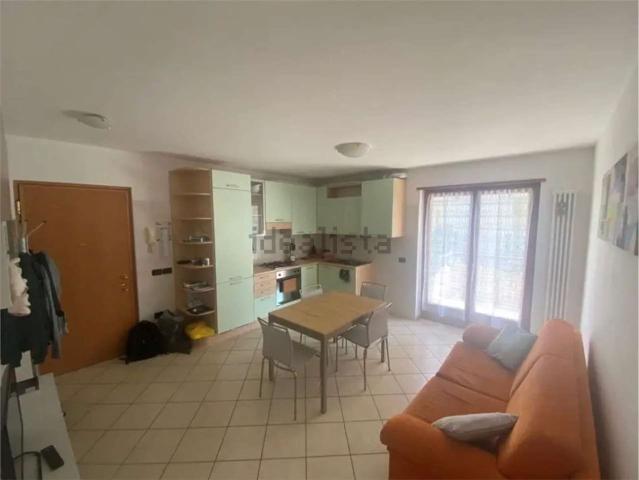 Appartamento in affitto a Comunità della Vallagarina, Borgo Sacco