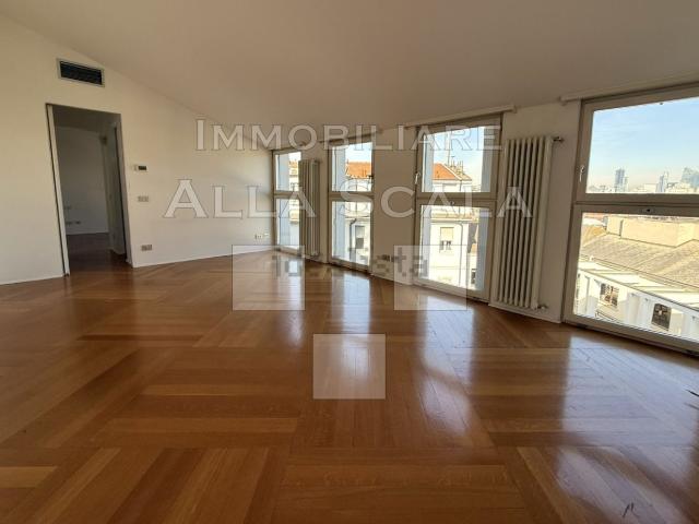 Attico in affitto a Centro storico, Milano