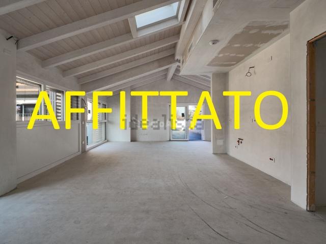 Appartamento in affitto a Burago Di Molgora, Lombardia