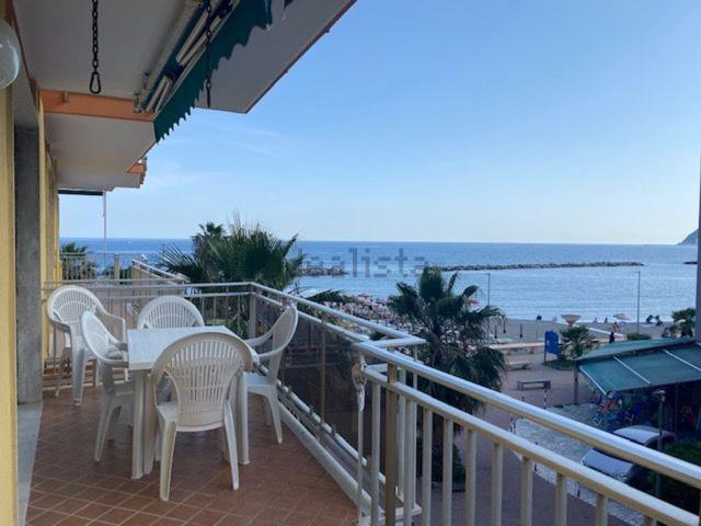 Appartamento in affitto a San Bartolomeo Al Mare, Liguria